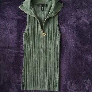 White House Black Market Olive Green Ribbed Sleeveless Polo Tank with Gold Zip